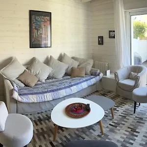  Hébergement de vacances Maison A France